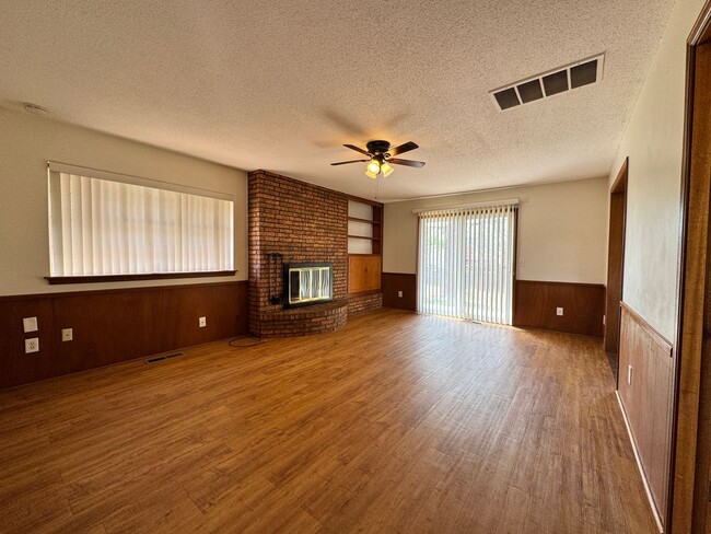 Photo - Lovely Brick Home in NW OKC near Lake Hefner