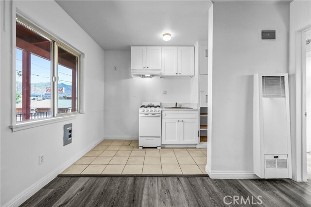 Photo - 3626 E Colorado Blvd Unidad 19