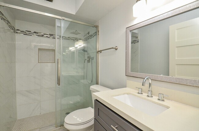 Photo - 12633 Memorial Dr Unidad 174