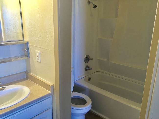 Photo - West Midtown Pointe