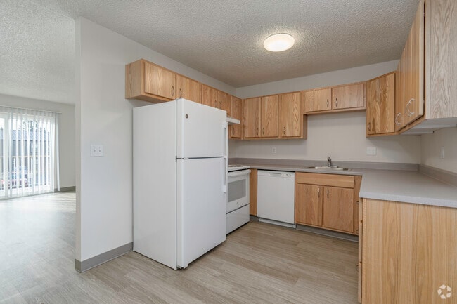 2BR, 1BA - 800SF Kitchen - Parkside Apartments Unit 4