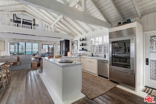 Photo - 23618 Malibu Colony Rd