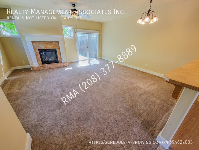 Photo - 2114 S Dorothy Ave