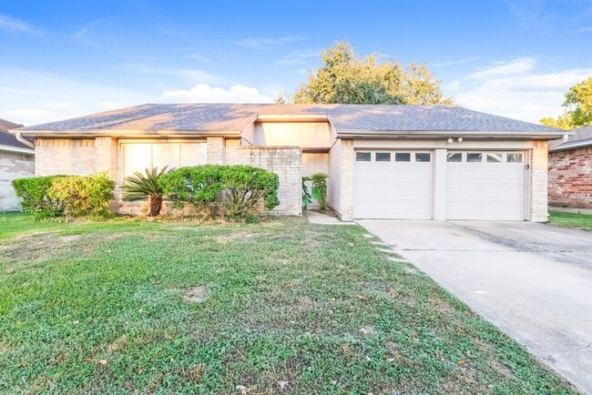 Photo - 7411 Skylight Ln