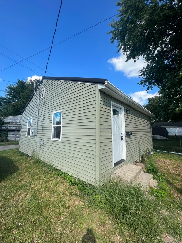 Building Photo - 460 E Ohio St Rental