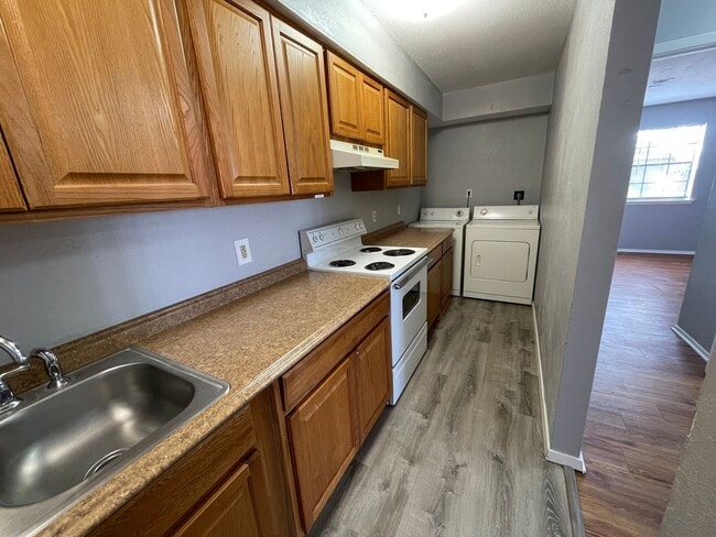 Photo - SUBLEASE AVAILABLE FOR IMMEDIATE MOVE IN - 2 Bedroom 2 Bathroom Condo