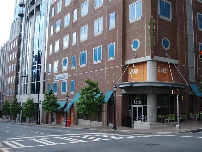 Primary Photo - Avenue Condominiums