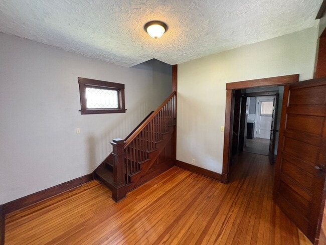 Photo - Charming 3-Bed Home with Spacious Layout &...