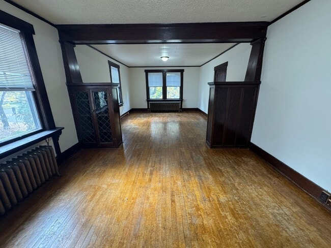 Photo - 616 S Grand Ave Unidad C