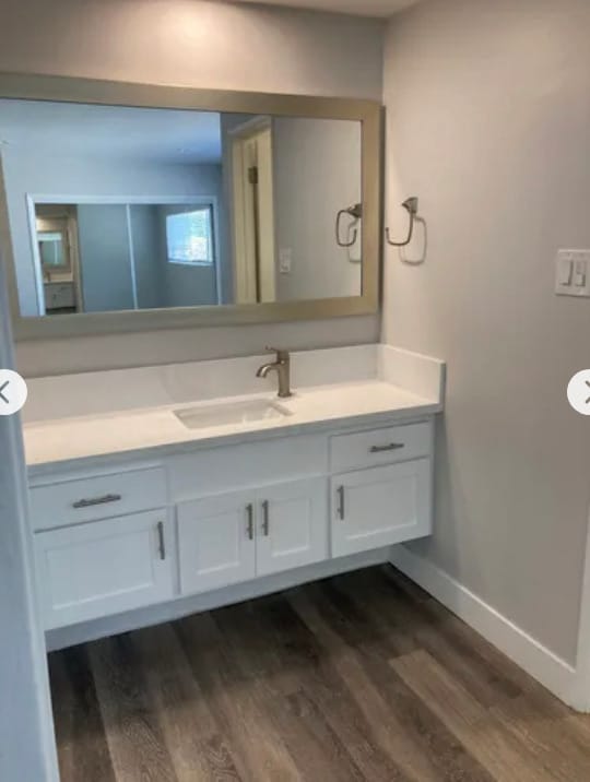 Photo - 350 N Crescent Drive