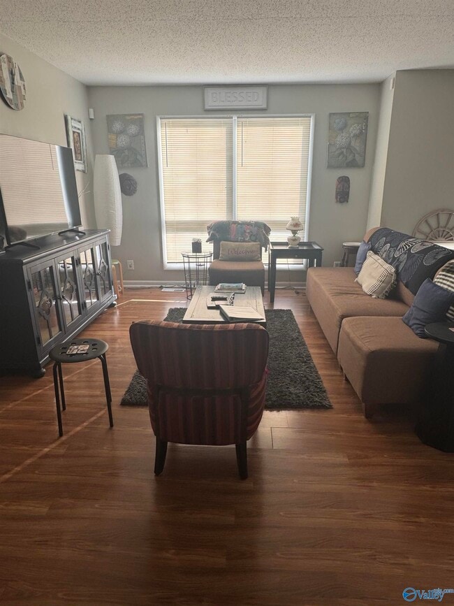 3813 NW Millbrae Dr
