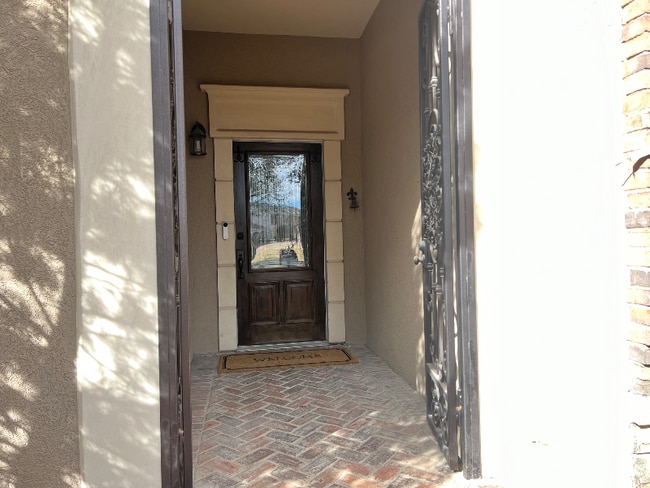 Photo - 37 Lafayette Pl