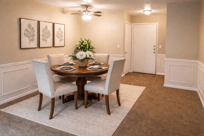 3 bed dining