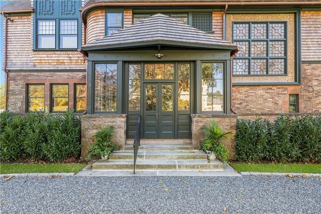 Photo - 7 Red Cross Ave