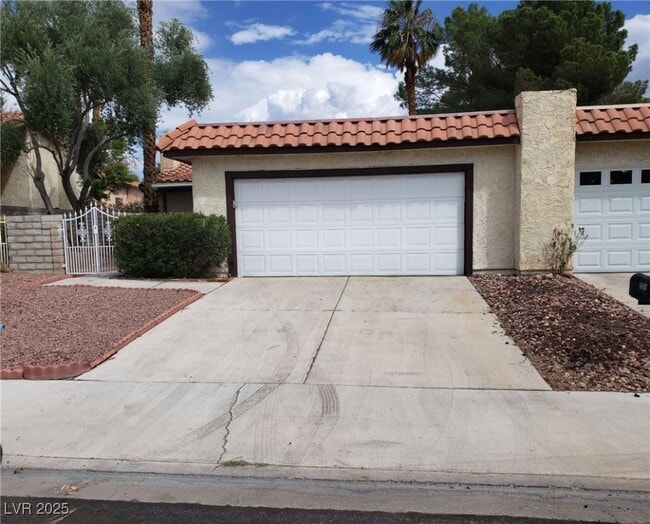 Building Photo - 2524 Sidonia Ave Rental