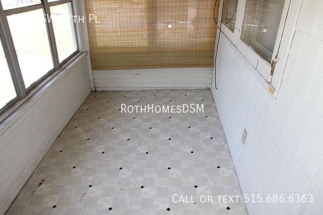 Photo - 3145 SW 12th Pl