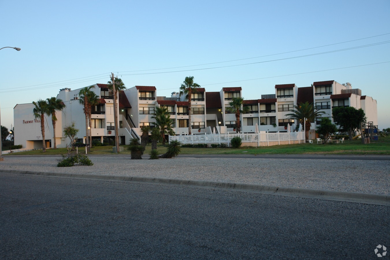 Fairway Villas - Fairway Villas Apartments