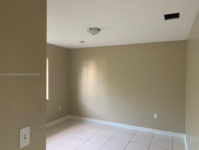 Photo - 42 Roberts Rd