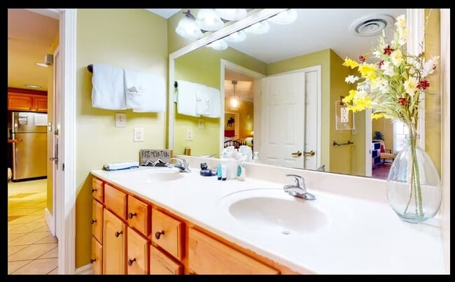 Photo - 215 Woliss Ln Unit 103