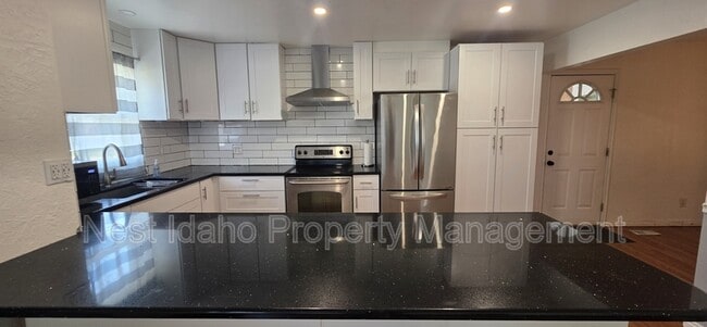 Photo - 2713 Dill Dr