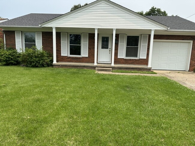 Photo - 3437 Queens Way