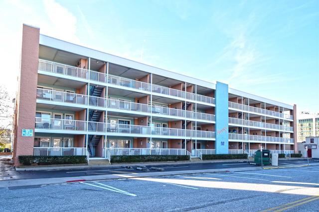 Building Photo - 17 139th St Unit 208 Rental