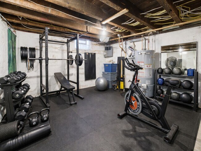 Photo - Newly renovated bright 2 bed 1 bath in fishtown JULY 10