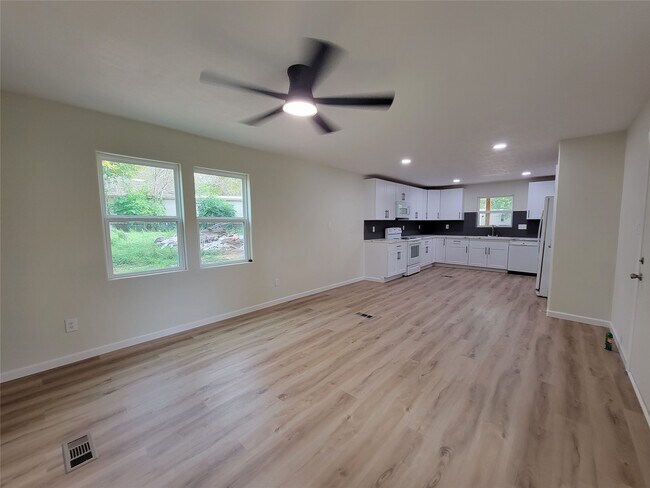 13126 S Lee Shore Dr