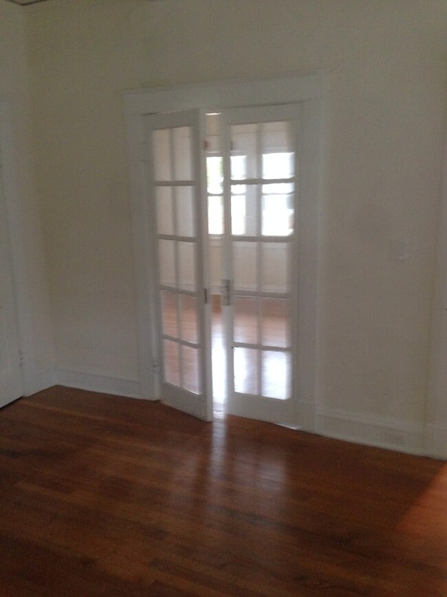 Photo - 4066 Forest Hill Ave Unit Apt. A