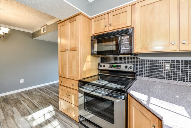 Photo - 9330 Caspian Way Unit #102