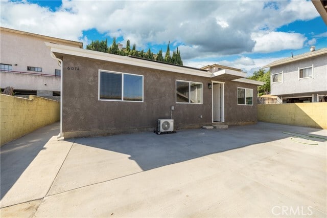 Building Photo - 607 S Sefton Ave