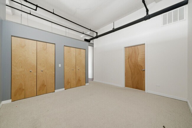 Photo - 1224 W Van Buren St