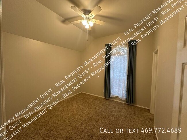 Photo - 330 Morning Dove Dr