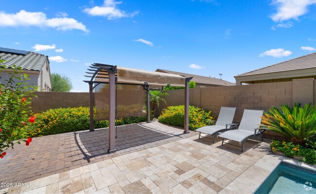 Building Photo - 9309 W Orange Dr Rental