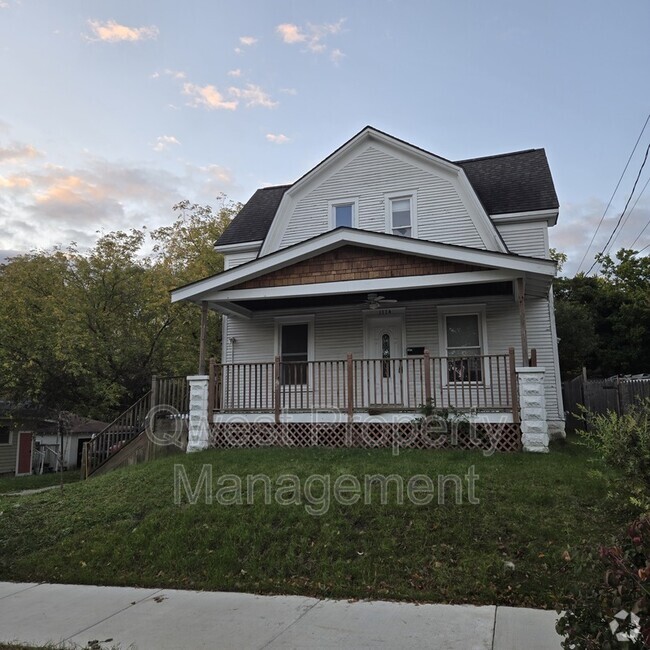 Building Photo - 1114 Fountain St NE Rental