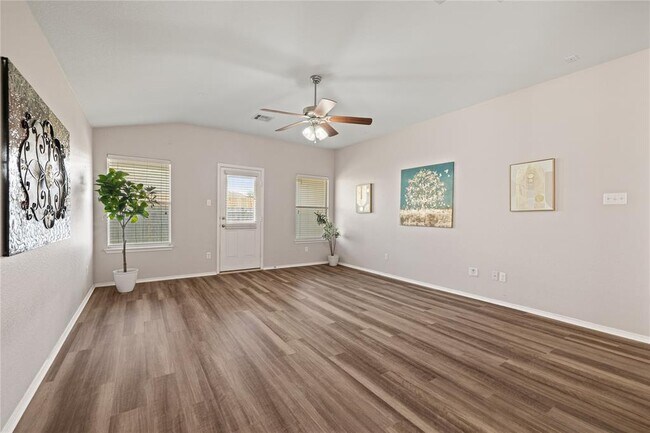 Photo - 20105 Harrier Flight Trail