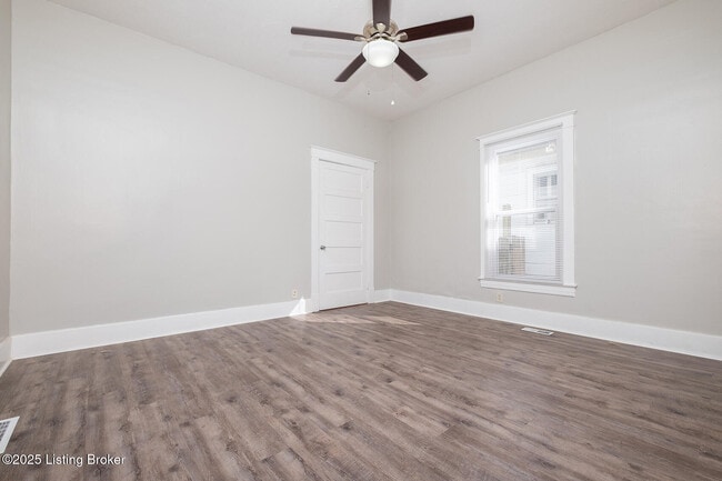 Photo - 925 W Evelyn Ave