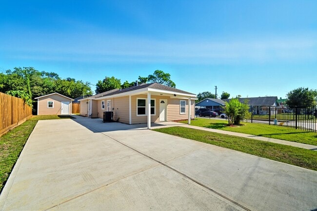 Photo - 5213 Burma Rd