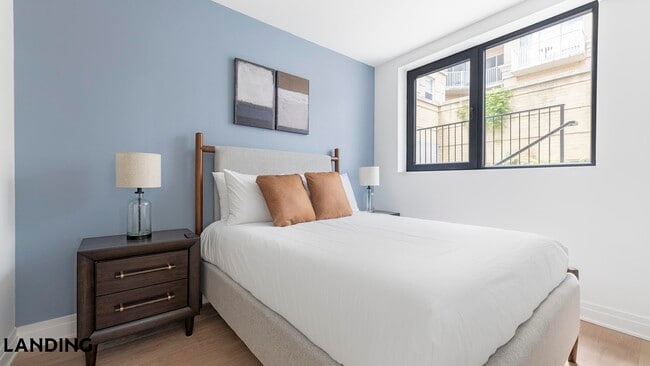 1128 10th St NW Unit 102