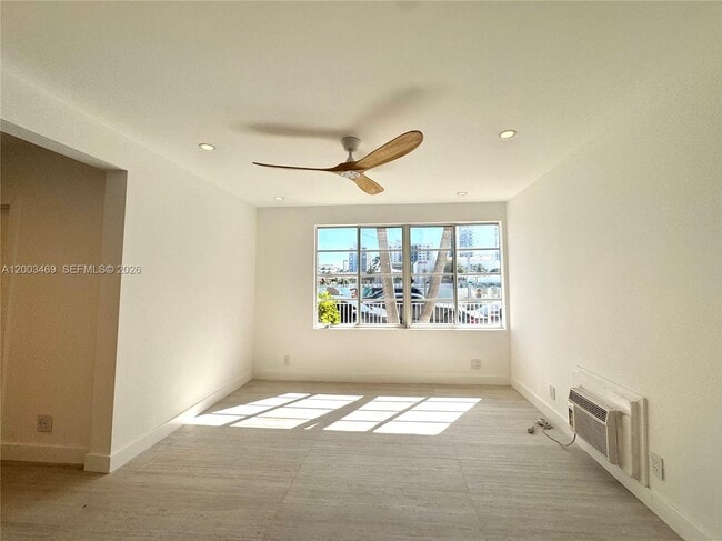 Photo - 6944 Byron Ave Unit 1