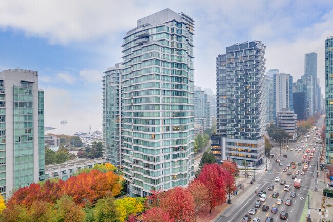 Building Photo - Bayshore Outlook