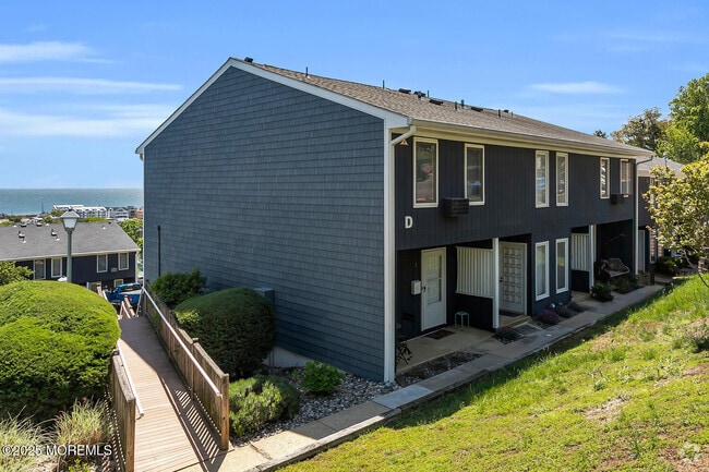 Building Photo - D4 Hillside Ave Unit D4 Rental