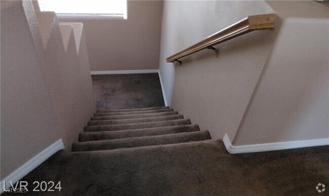 Building Photo - 8917 Picket Fence Ave Rental