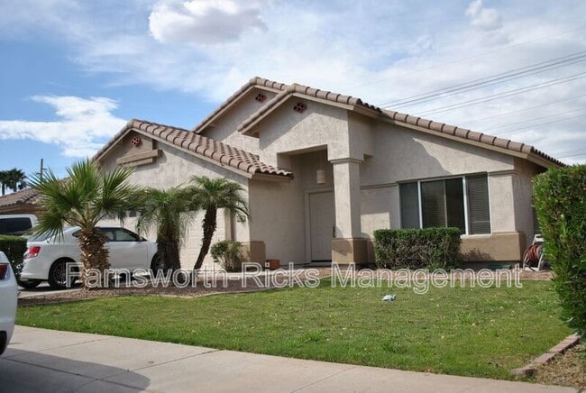 Photo - 292 W Shannon St Casa