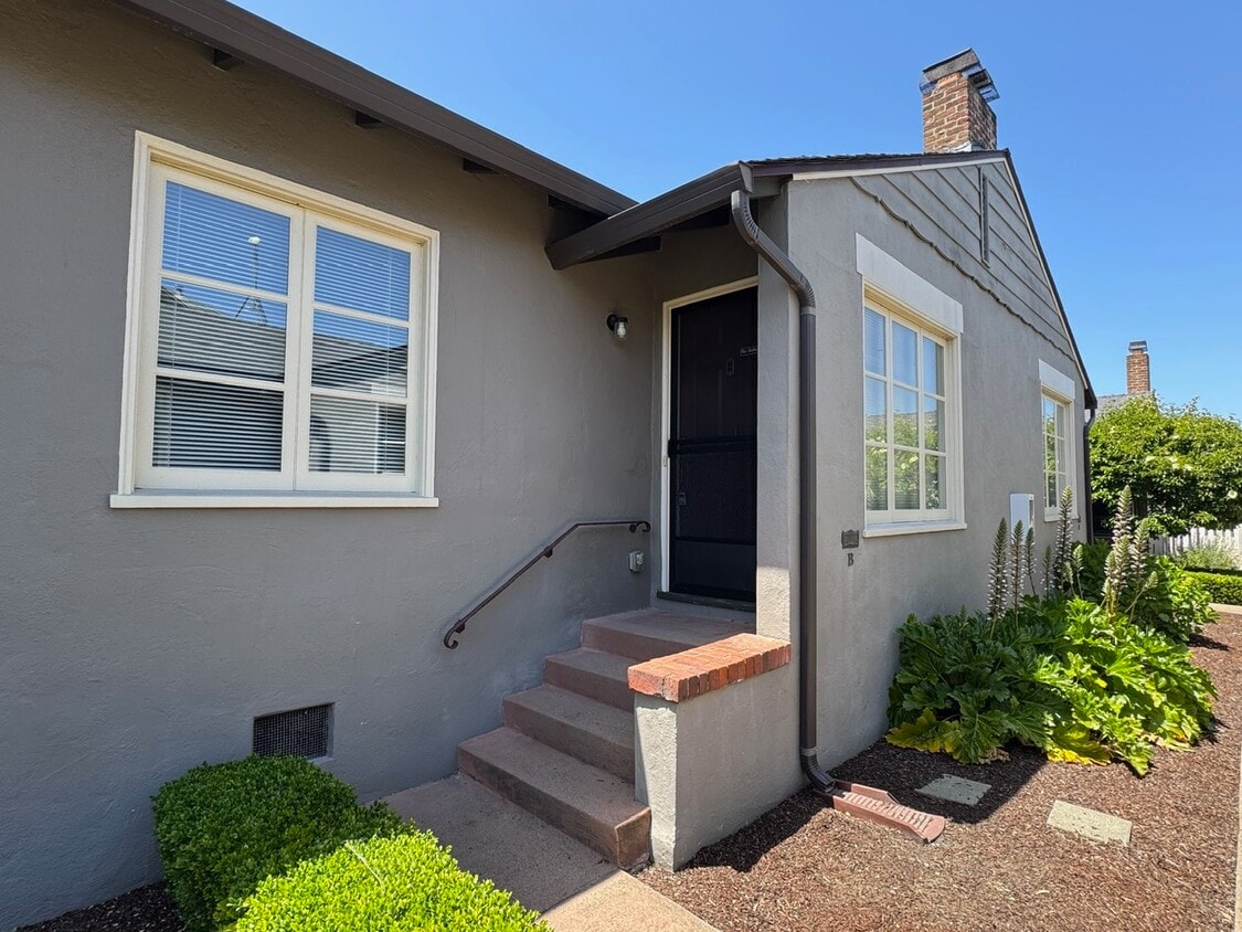 Photo - 917 Santa Clara Ave (Alameda, CA)