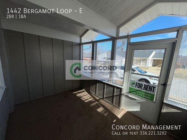 Photo - 1442 Bergamot Loop Unit E