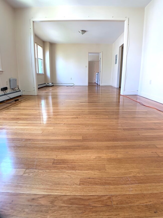 Photo - 134 Lenox Ave Unit 2nd Floor