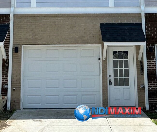 Nice townhouse in gated community in Atlanta - Nice  townhouse in gated community in Atlanta