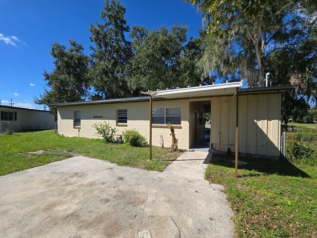 Photo - Charming 3-bedroom, 1-bathroom home locate...