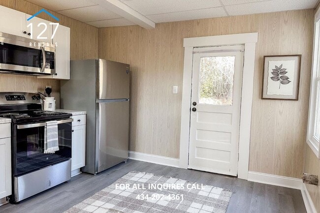 Single Family Home Located Near Downtown Lynchburg!